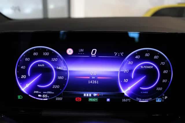 Mercedes-Benz EQA (2024) thumbnail 14
