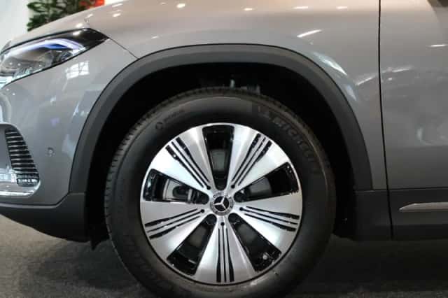 Mercedes-Benz EQA (2024) thumbnail 7