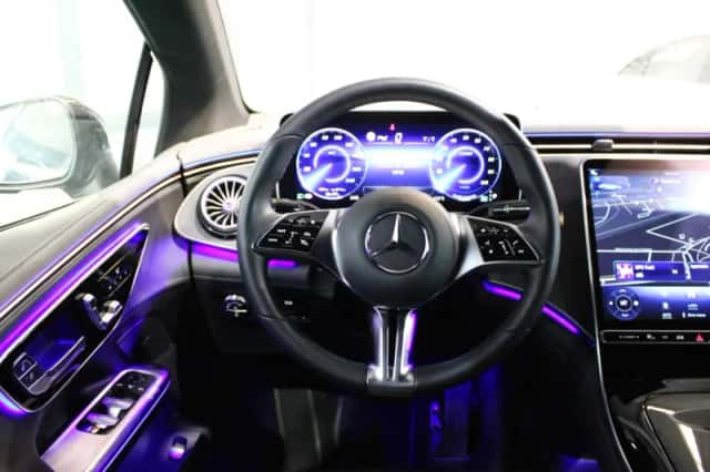 Mercedes-Benz EQE (2025) thumbnail 13