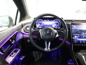 Mercedes-Benz EQE (2025) thumbnail 13