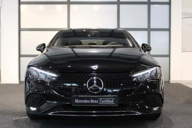 Mercedes-Benz EQE (2025) thumbnail 5