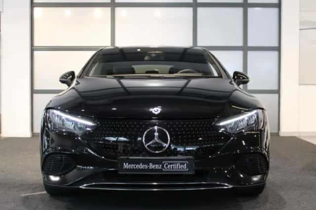 Mercedes-Benz EQE (2025) thumbnail 5