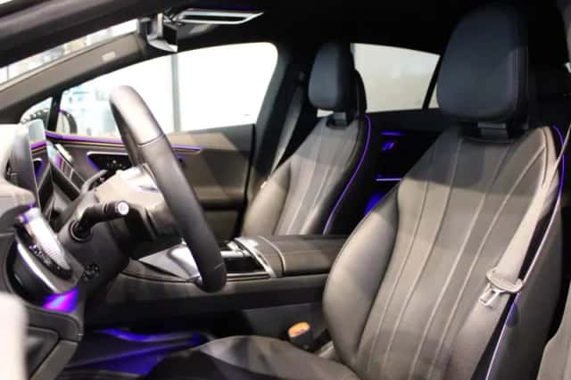 Mercedes-Benz EQE (2025) thumbnail 9
