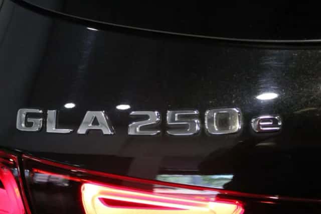 Mercedes-Benz GLA (2021) thumbnail 20