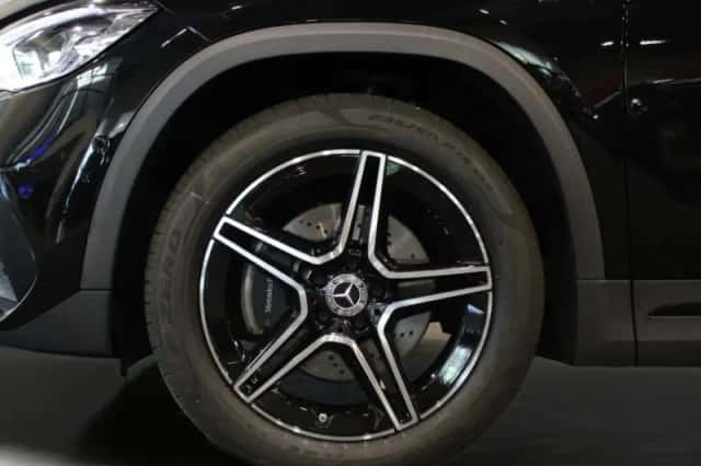 Mercedes-Benz GLA (2021) thumbnail 7