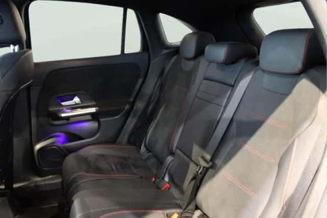 Mercedes-Benz GLA (2021) thumbnail 10