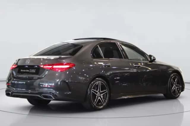 Mercedes-Benz C-Klasse (2021) thumbnail 2