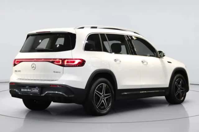 Mercedes-Benz EQB (2022) thumbnail 2