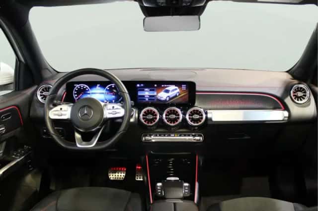 Mercedes-Benz EQB (2022) thumbnail 3