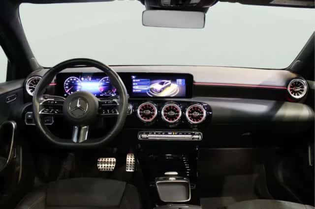 Mercedes-Benz A-Klasse (2024) thumbnail 3