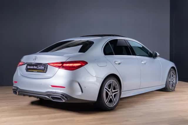 Mercedes-Benz C-Klasse (2025) thumbnail 2