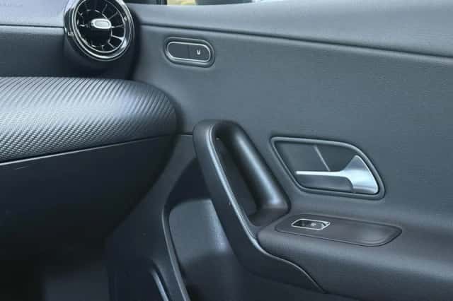 Mercedes-Benz A-Klasse (2020) thumbnail 17