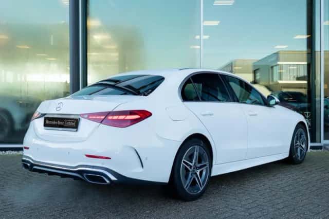 Mercedes-Benz C-Klasse (2021) thumbnail 2