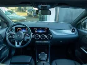 Mercedes-Benz GLA (2021) thumbnail 11