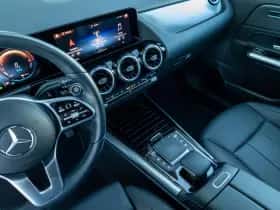 Mercedes-Benz GLA (2021) thumbnail 17