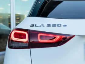 Mercedes-Benz GLA (2021) thumbnail 22