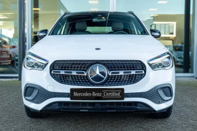 Mercedes-Benz GLA (2021) thumbnail 5