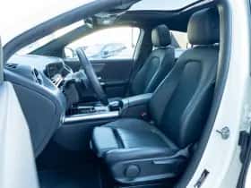 Mercedes-Benz GLA (2021) thumbnail 9