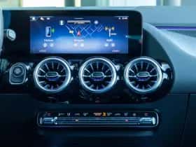 Mercedes-Benz GLA (2024) thumbnail 15