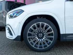 Mercedes-Benz GLA (2024) thumbnail 7