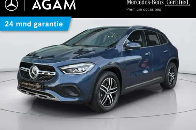 Mercedes-Benz GLA (2021) thumbnail 1