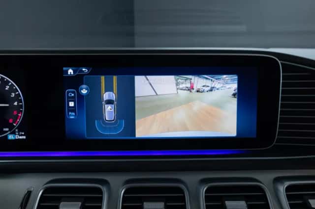 Mercedes-Benz GLE (2024) thumbnail 23