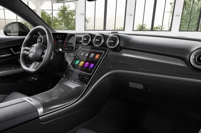 Mercedes-Benz CLE (2026) thumbnail 4