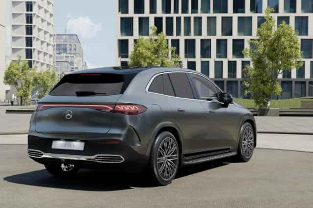 Mercedes-Benz EQE (2026) thumbnail 2