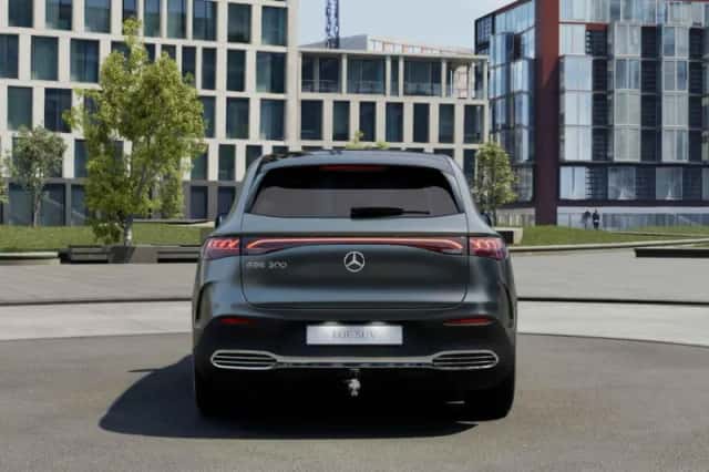 Mercedes-Benz EQE (2026) thumbnail 10