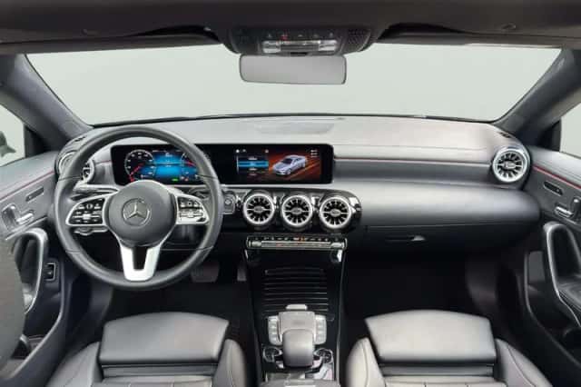Mercedes-Benz CLA-Klasse (2021) thumbnail 3