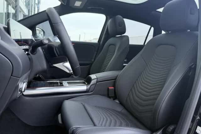Mercedes-Benz EQA (2026) thumbnail 6