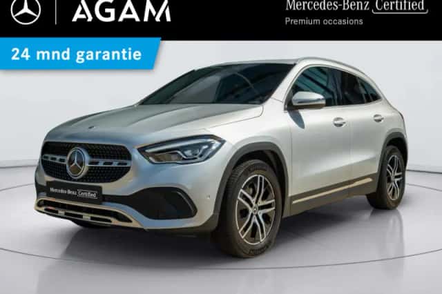 Mercedes-Benz GLA (2021) thumbnail 1
