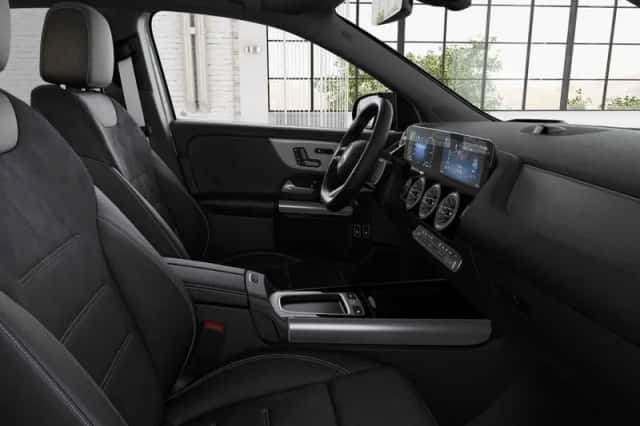 Mercedes-Benz GLA (2026) thumbnail 5