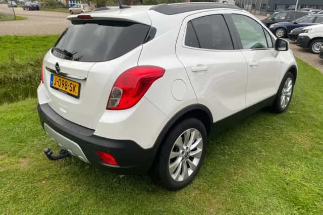 Opel Mokka (2015) thumbnail 4