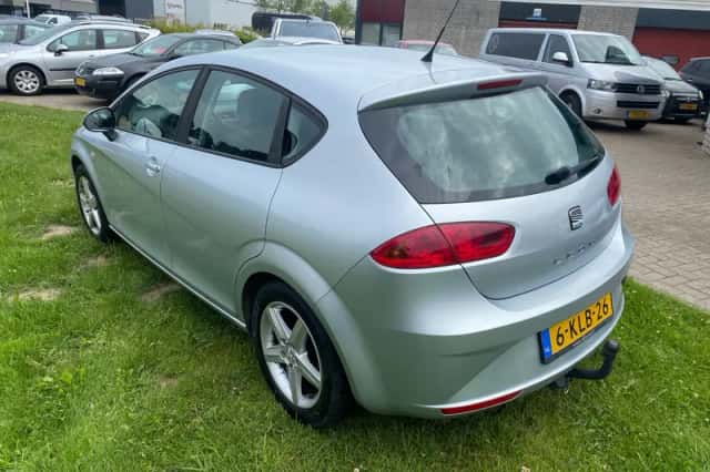 SEAT Leon (2011) thumbnail 6
