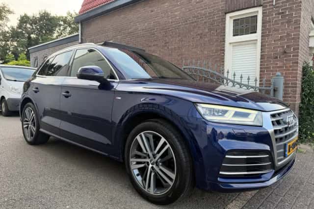 Audi Q5 (2018) thumbnail 4