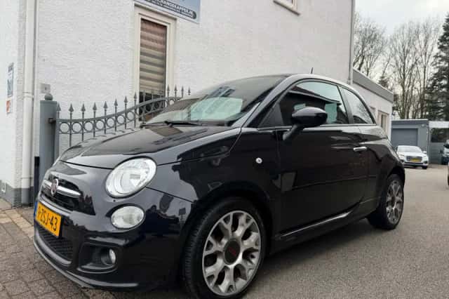 Fiat 500 (2015) thumbnail 1