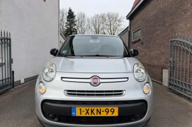 Fiat 500L (2014) thumbnail 3