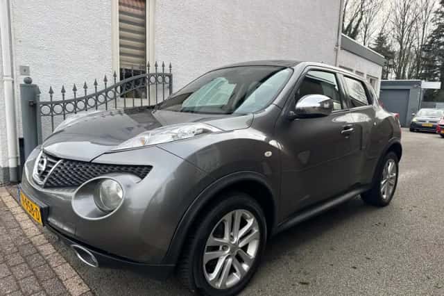 Nissan Juke (2013) thumbnail 2