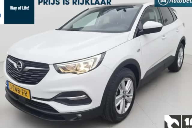 Opel Grandland (2019) thumbnail 1
