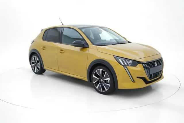 Peugeot e-208 (2021) thumbnail 3