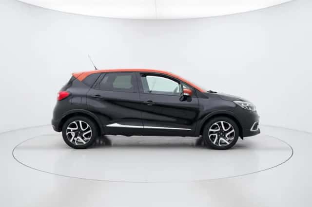 Renault Captur (2015) thumbnail 3
