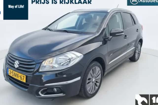 Suzuki S-Cross (2013) thumbnail 1