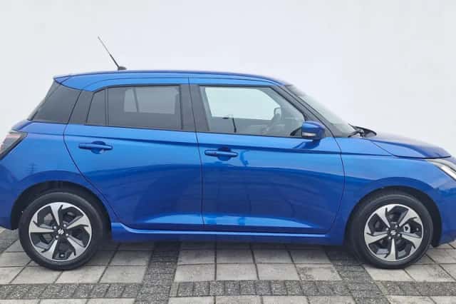 Suzuki Swift (2025) thumbnail 4