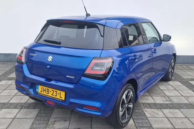 Suzuki Swift (2025) thumbnail 5