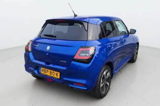 Suzuki Swift (2025) thumbnail 4