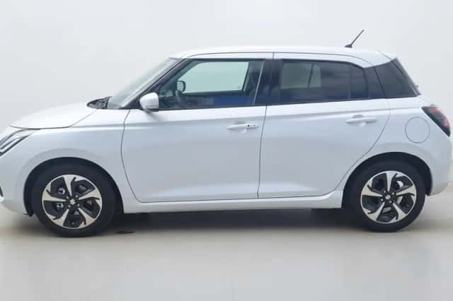 Suzuki Swift (2025) thumbnail 3