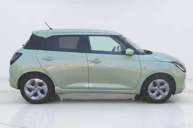 Suzuki Swift (2025) thumbnail 5