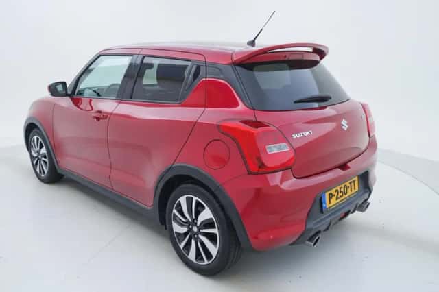 Suzuki Swift (2019) thumbnail 5