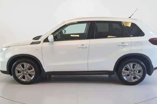 Suzuki Vitara (2019) thumbnail 3